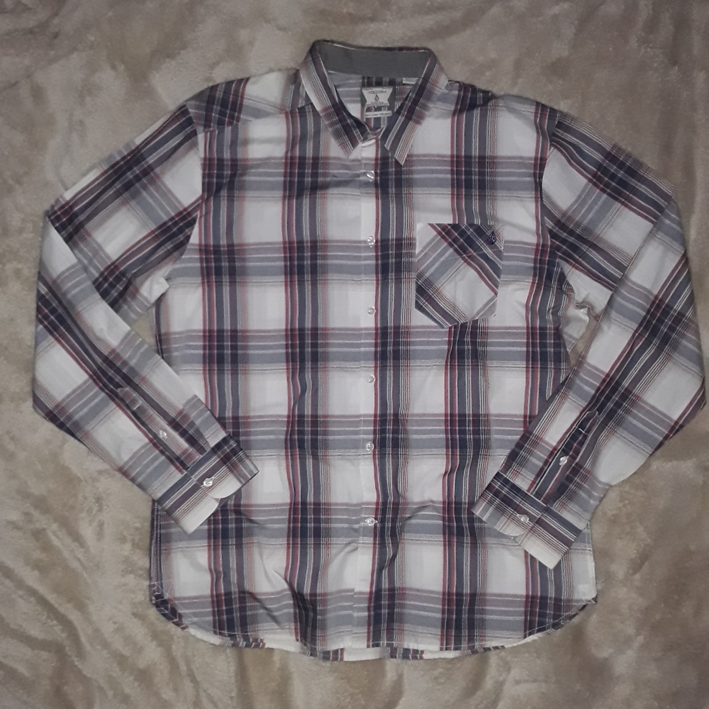 Volcom button down